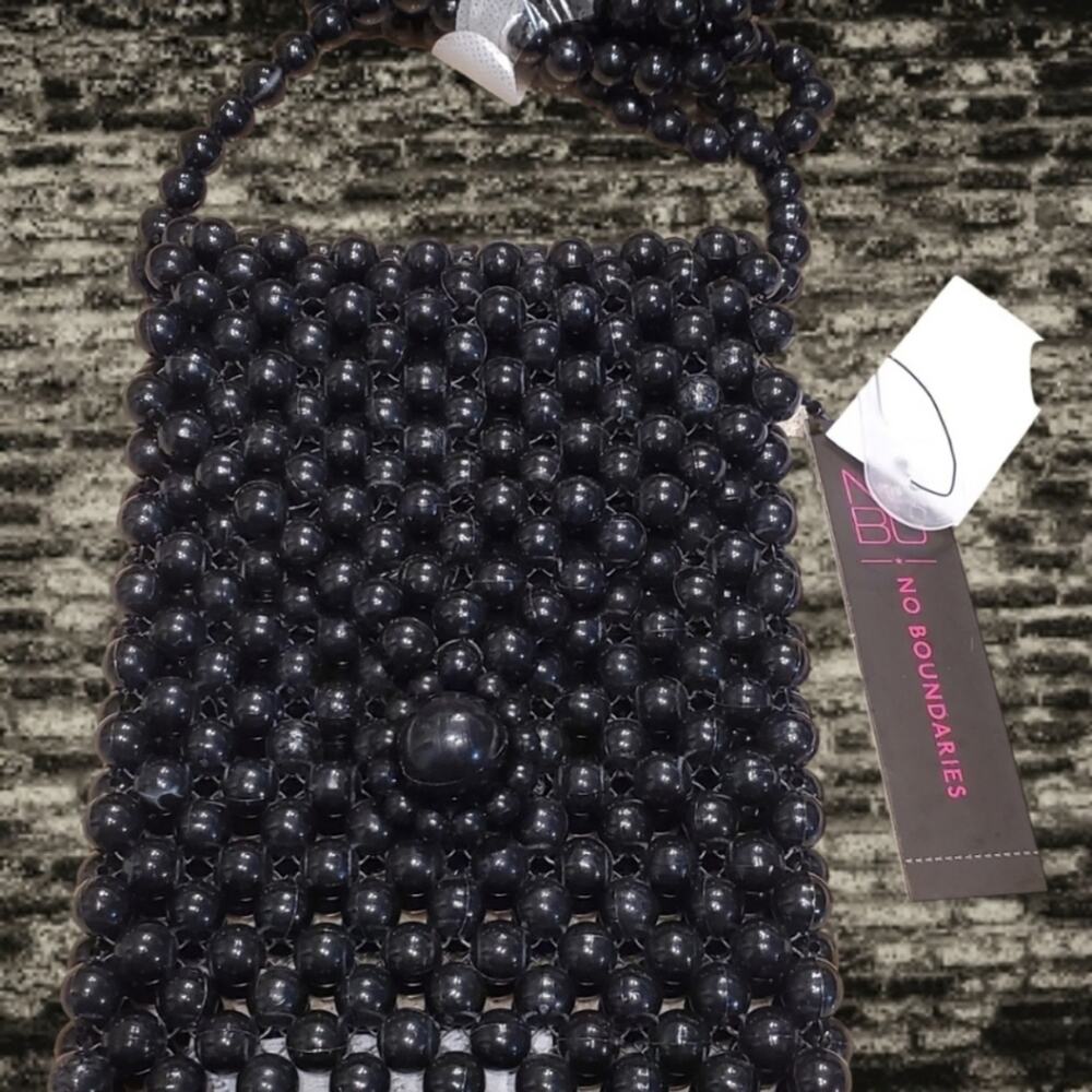 **NEW with tags** Black, No Boundaries beaded pouch / Purse / Crossbody
